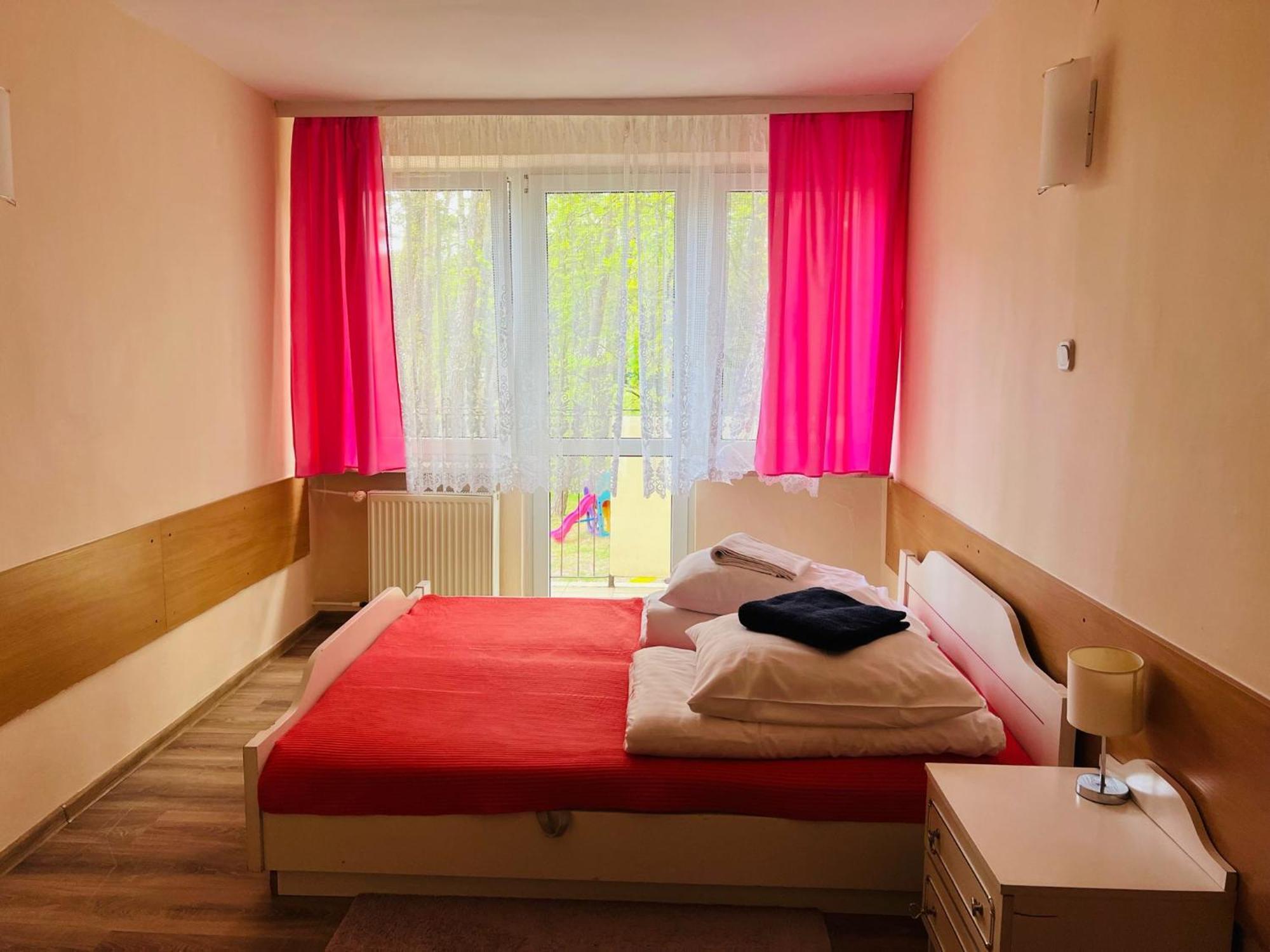 Osrodek Wypoczynkowo-Szkoleniowy Perkoz Villa Krynica Morska Exteriör bild
